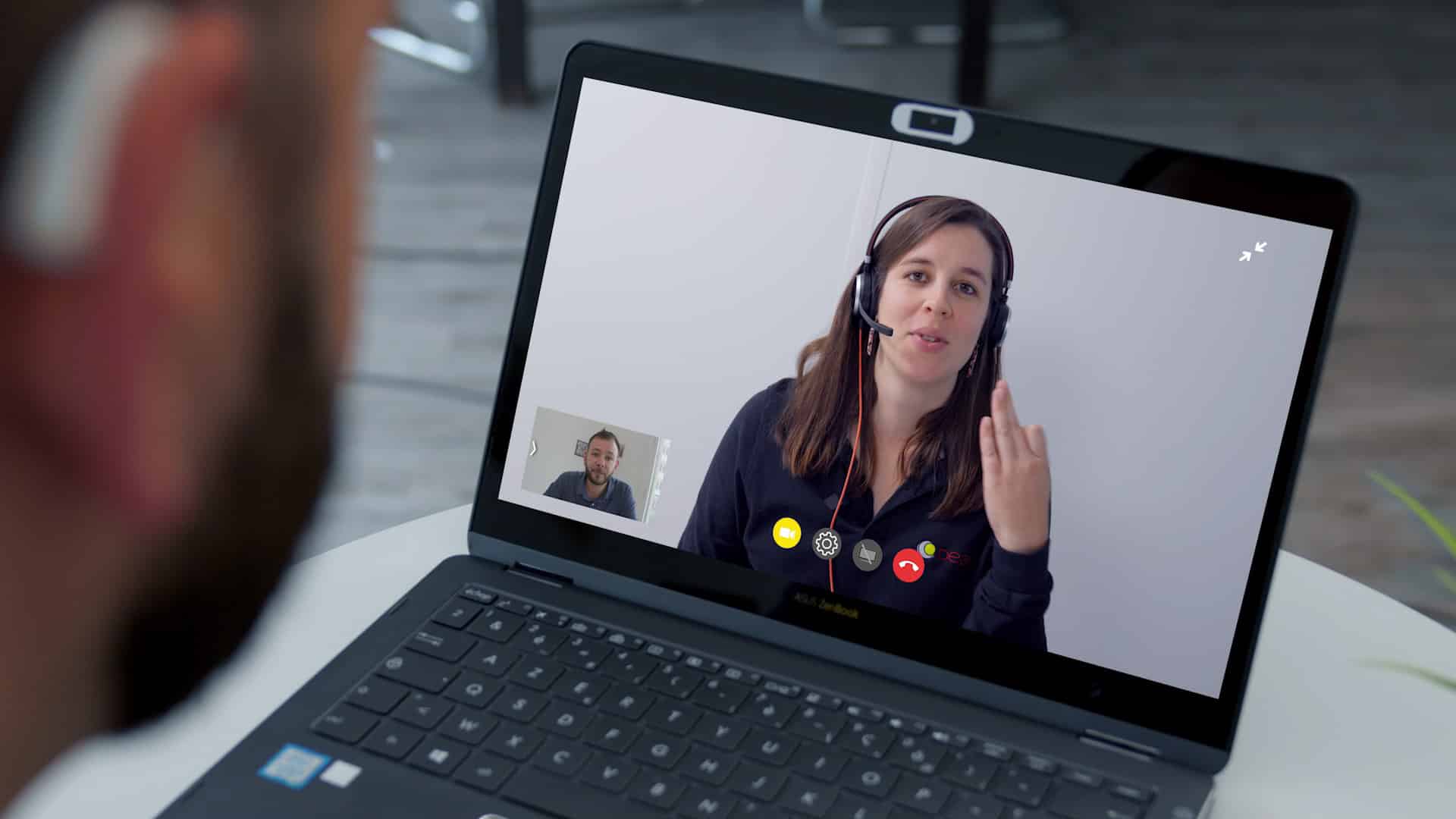DEAFI, une vidéo corporate pour construire les bases d’une stratégie de marketing vidéo